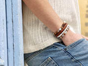 Enam Howlite