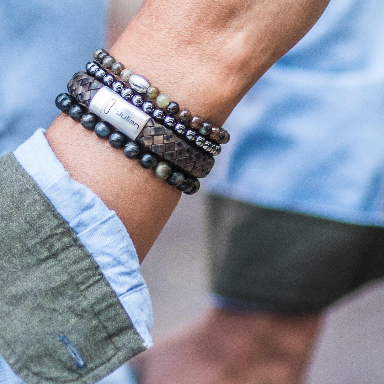 armbandenset_byJulian_bruin_hematier_leer_natuursteen_gerecycledplastic-kopie.jpg